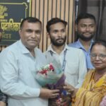 The BSC Teachers' Association met the new DEO, Hemchandra, and raised several demands, including the payment of arrears and the updating of service books.
