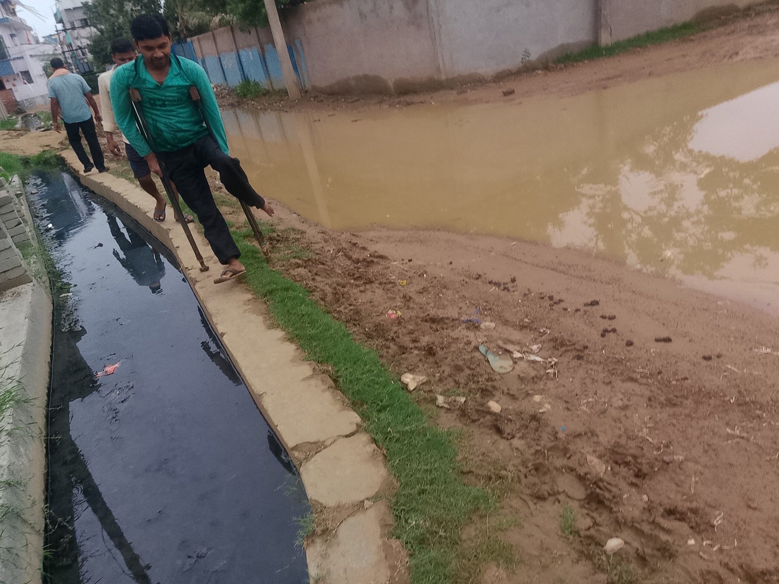 Even light rain floods the roads of Harnaut, making it difficult for people to move around due to waterlogging and mud.