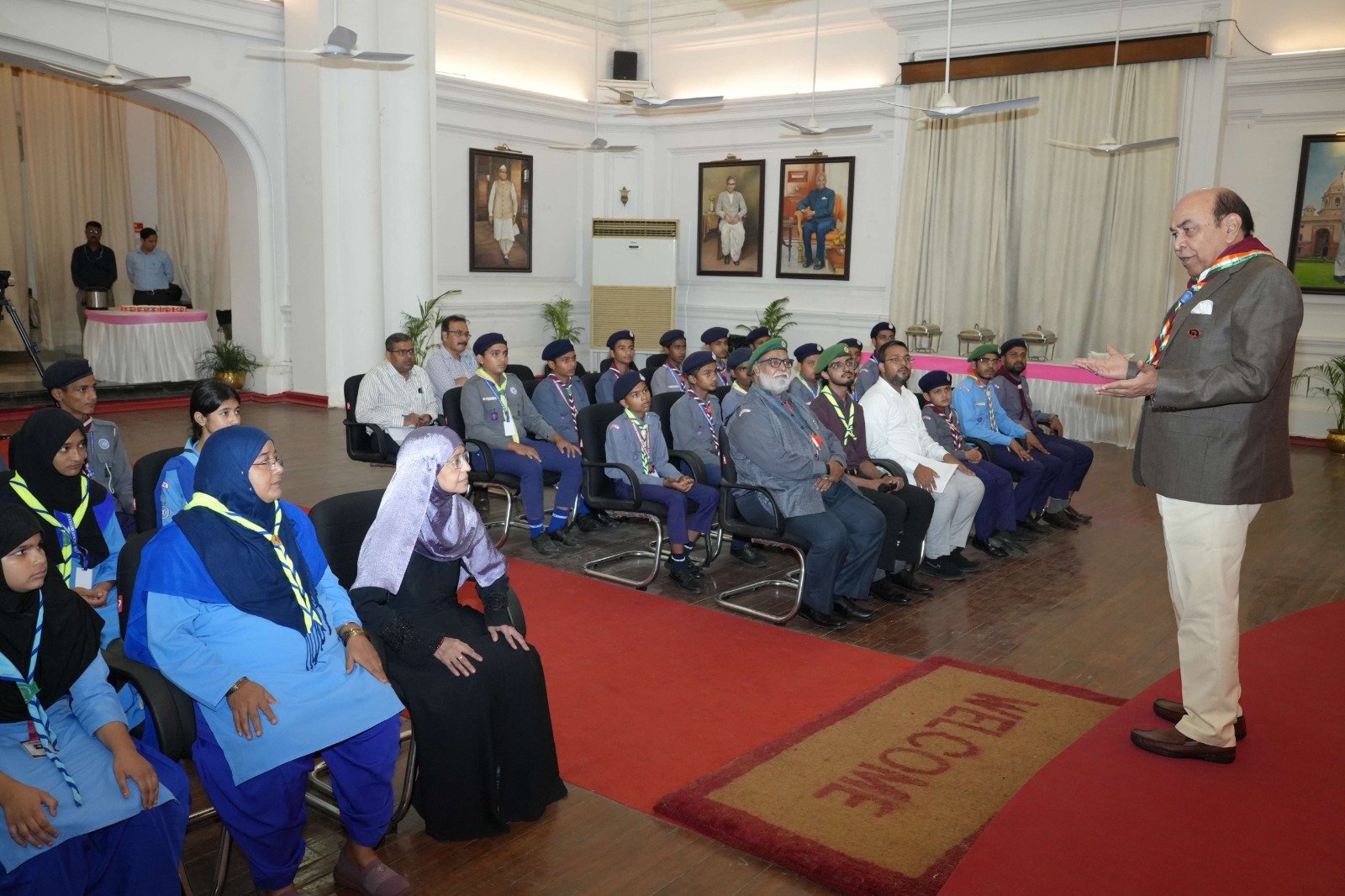 The Governor met Scouts and Guides students at Raj Bhavan and gave a message on nation building.