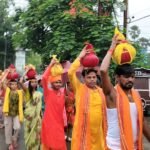 Rain hindered faith, but faith remained unshaken: A grand procession with 171 urns of water began in Paharpur, Bihar Sharif, and a 24-hour continuous kirtan began.