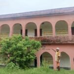 Mahwachak School has been abandoned for eight years, with no students or teachers left, and the government building closed.