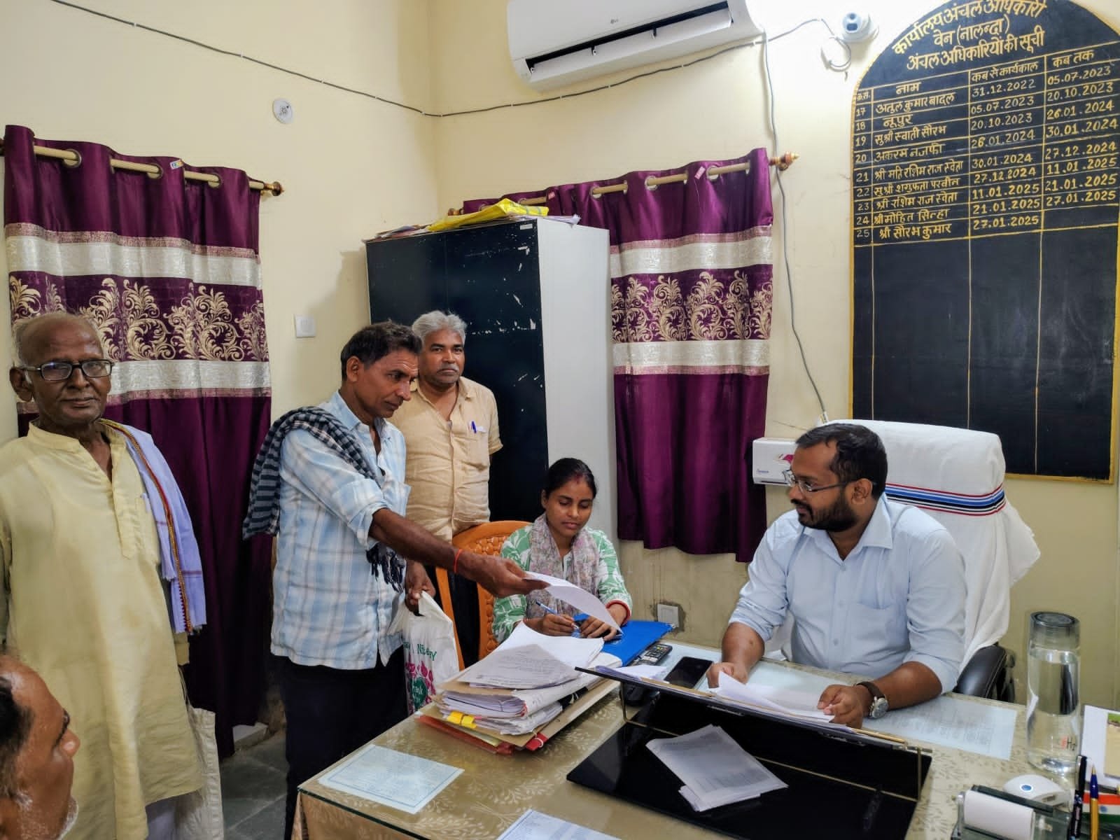 People's problems were heard in the public court, one application was executed on the spot
