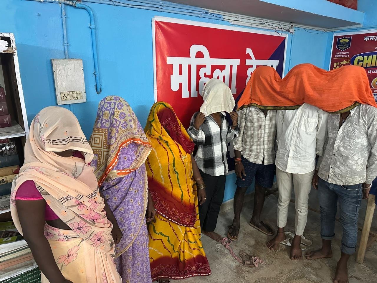 Major crackdown on illicit liquor in Harnaut; seven arrested, including a minor.